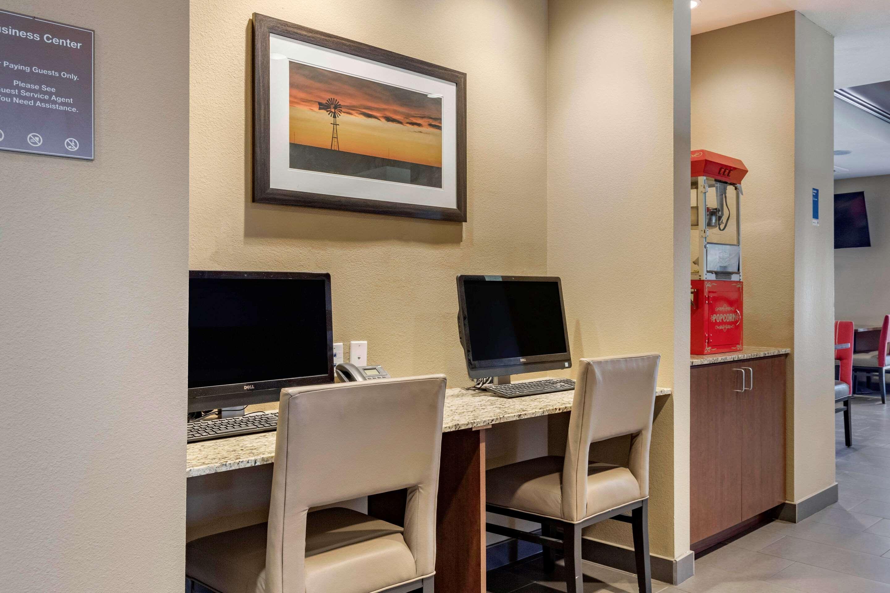 Comfort Inn & Suites Edgewood Exteriér fotografie