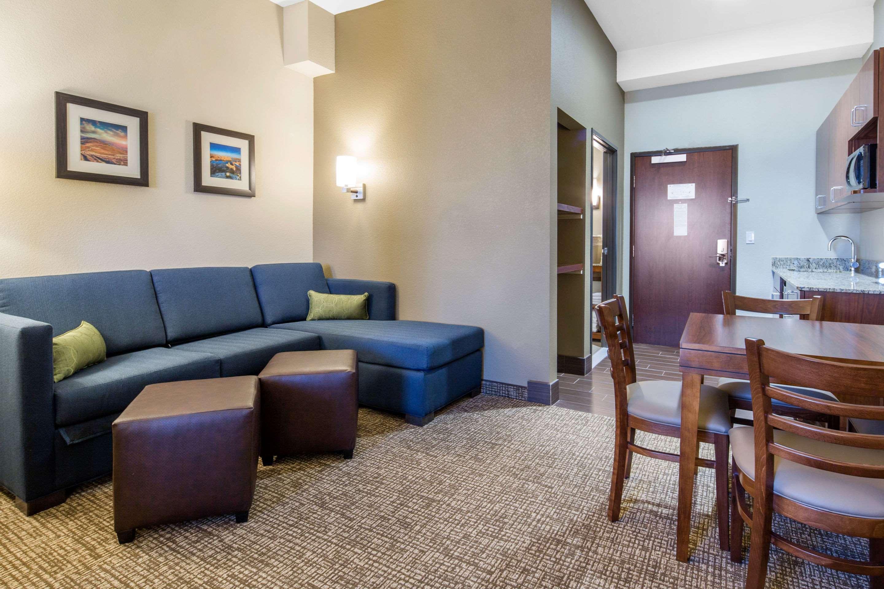 Comfort Inn & Suites Edgewood Exteriér fotografie