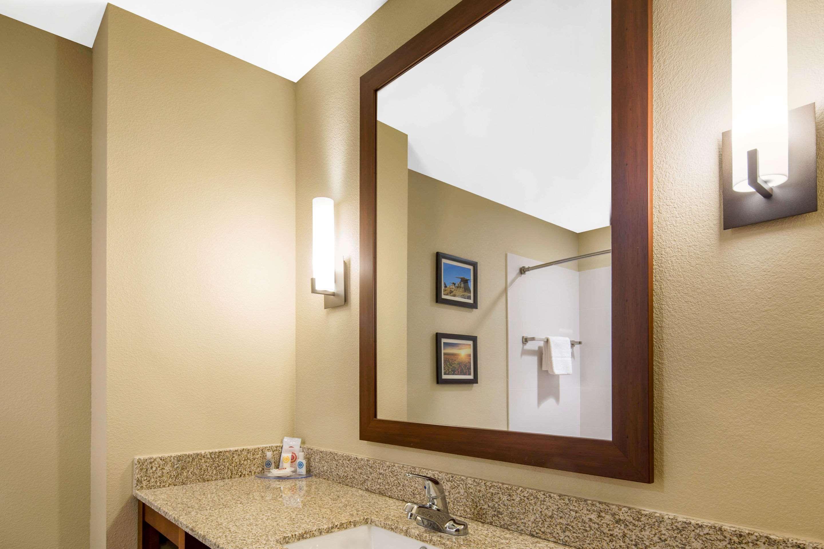 Comfort Inn & Suites Edgewood Exteriér fotografie