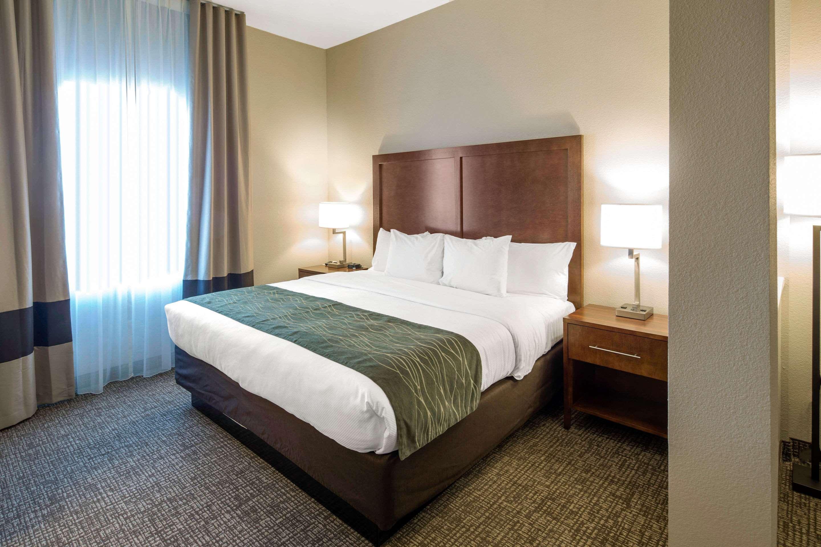 Comfort Inn & Suites Edgewood Exteriér fotografie
