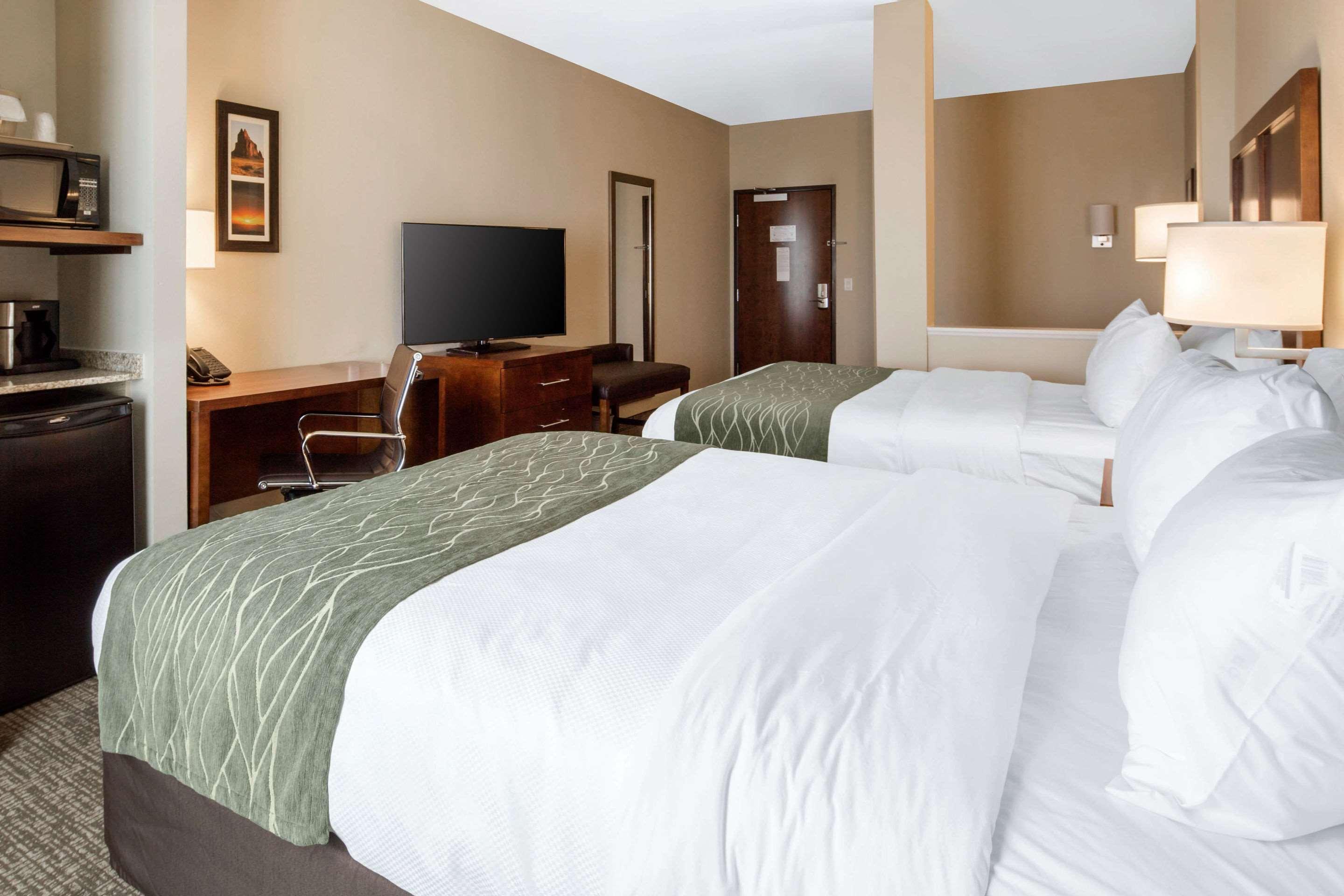 Comfort Inn & Suites Edgewood Exteriér fotografie
