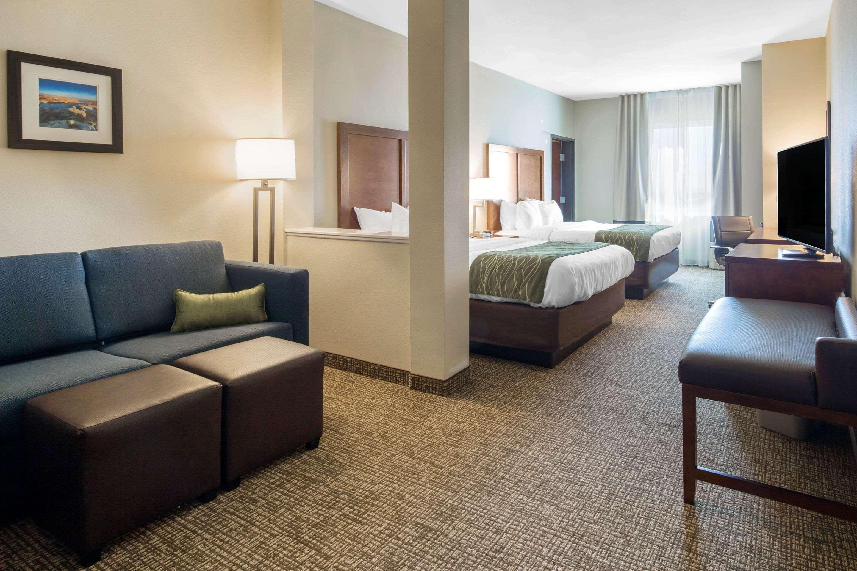 Comfort Inn & Suites Edgewood Exteriér fotografie