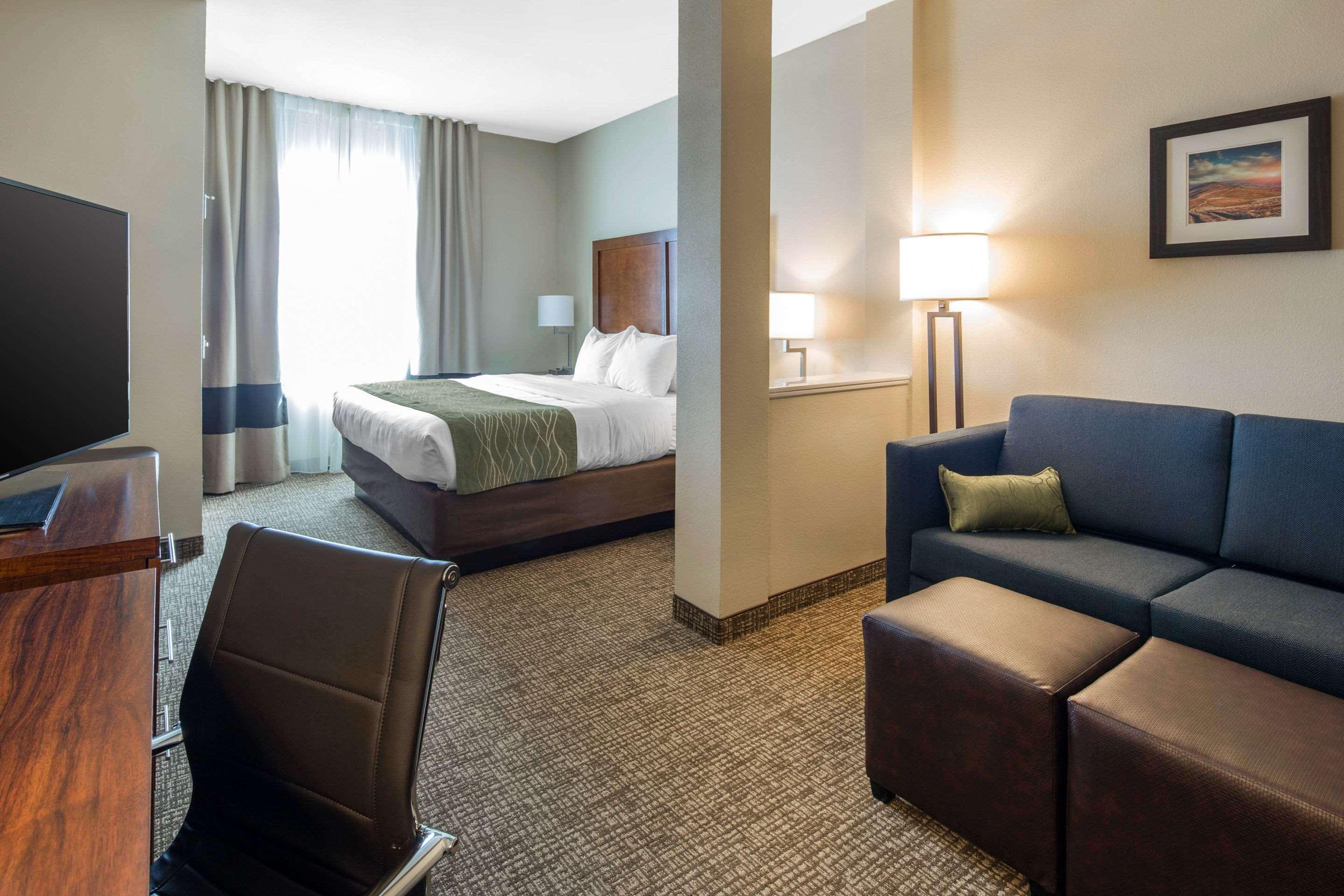 Comfort Inn & Suites Edgewood Exteriér fotografie